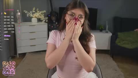 Snapshot of huba_booba chatting on October 2025 07:25:02 PM Diane online show from October 2025 07:25:02 PM