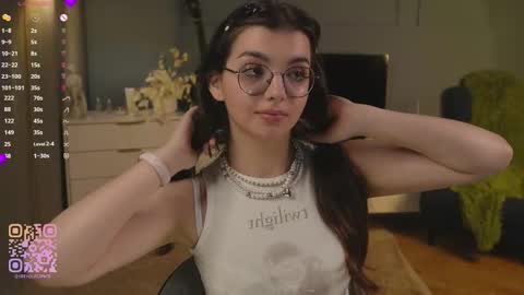 Snapshot of huba_booba chatting on November 2025 07:47:01 PM Diane online show from November 2025 07:47:01 PM