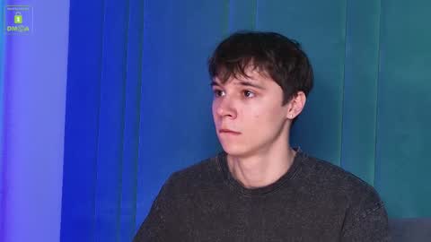 Snapshot of hugebangins_ chatting on October 2025 10:15:01 AM ANTHONY online show from October 2025 10:15:01 AM