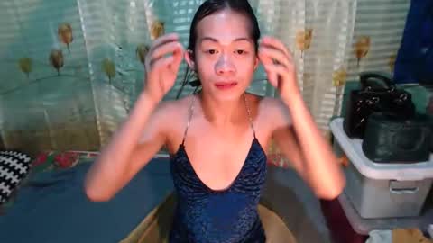 hugecockanna online show from April 2026 05:18:01 PM