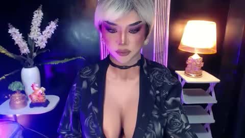 Christine online show from May 2026 12:49:01 AM