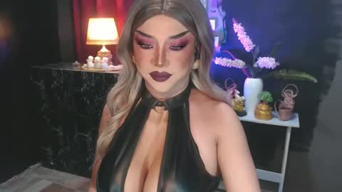 Christine online show from July 2026 07:16:02 AM