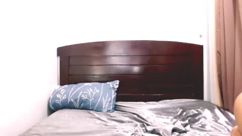 AMANDA online show from November 2025 06:49:01 AM