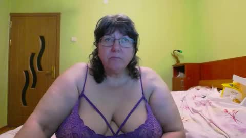 HugeTitsXXX online show from January 2025 10:24:01 PM