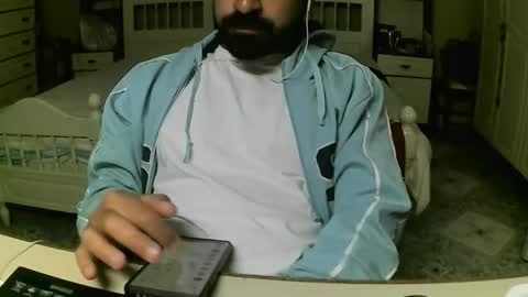 hugeveiny online show from May 2026 04:37:02 PM