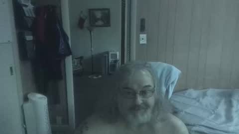 lonely huggy bear online show from April 2026 03:09:01 PM