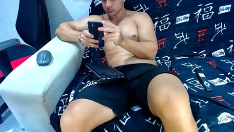 hugo19cm online show from November 2025 02:12:01 AM