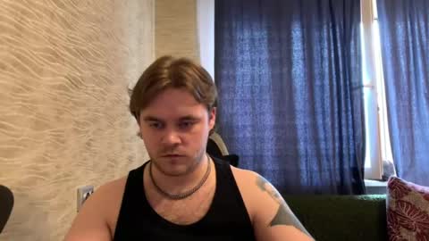 Snapshot of hugo__brad chatting on May 2026 11:05:02 AM Hugo online show from May 2026 11:05:02 AM