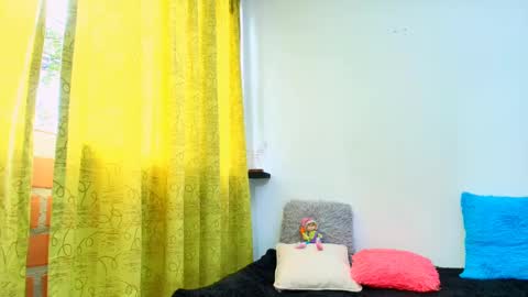 hugo_bighot online show from December 2024 02:38:02 PM