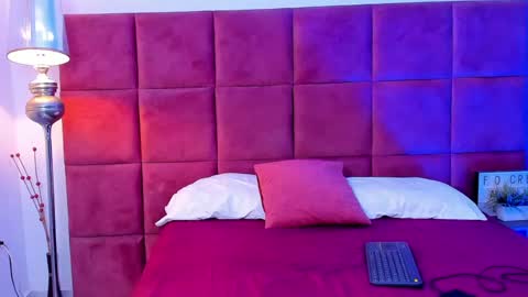 Hugo Cano online show from September 2025 09:50:01 PM