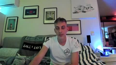 Hugo online show from December 2024 03:56:02 PM