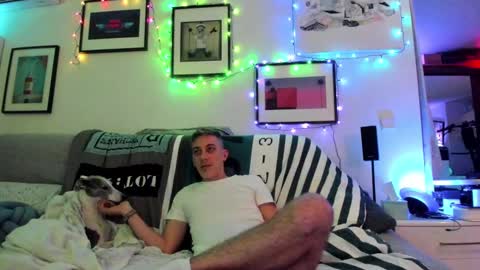 Hugo online show from December 2024 09:23:02 PM