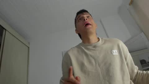 Hugo online show from December 2024 06:49:01 PM