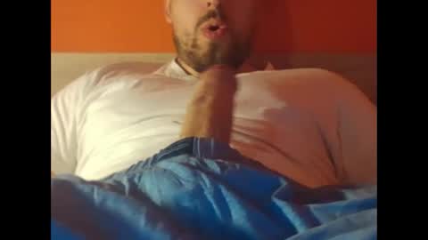 Snapshot of hugothewood1001 chatting on December 2024 08:31:02 PM hugothewood1001 online show from December 2024 08:31:02 PM