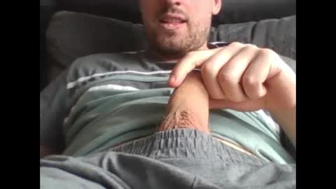 hugothewood1001 online show from March 2026 01:38:01 PM