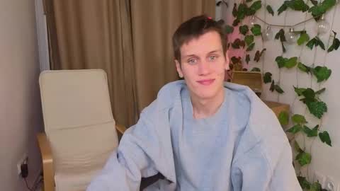 Hunter steele online show from October 2025 09:37:02 PM