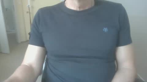 hundeleine online show from December 2025 08:19:02 AM