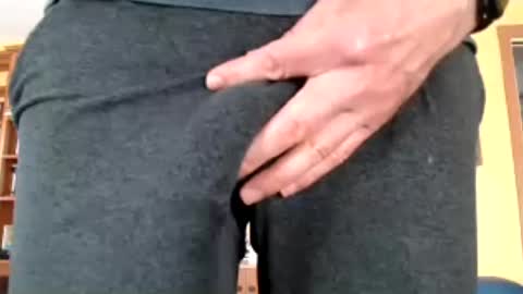 Snapshot of hung_hot_fit10 chatting on July 2026 06:43:02 PM Big uncut cock dripping online show from July 2026 06:43:02 PM