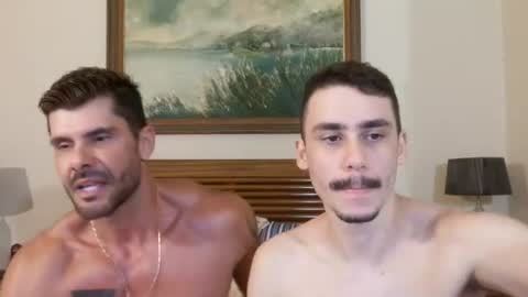 Snapshot of hungcaique chatting on June 2026 01:26:02 AM hungcaique online show from June 2026 01:26:02 AM