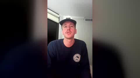 Snapshot of hungjohn222 chatting on March 2026 12:36:02 AM hungjohn222 online show from March 2026 12:36:02 AM