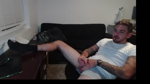Snapshot of hungmtnman2256 chatting on July 2026 04:47:02 AM hungmtnman2256 online show from July 2026 04:47:02 AM