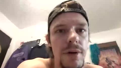 Snapshot of hungtxcock92 chatting on January 2025 03:54:02 PM hungtxcock92 online show from January 2025 03:54:02 PM