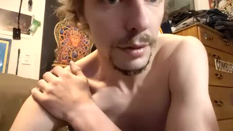 Snapshot of hungtxcock92 chatting on January 2025 11:17:01 AM hungtxcock92 online show from January 2025 11:17:01 AM