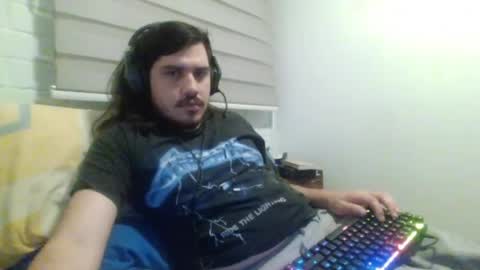 Snapshot of hungweeb chatting on March 2026 01:33:02 AM Rod online show from March 2026 01:33:02 AM