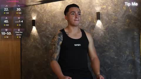 hunk_ryan online show from November 2025 01:12:02 PM