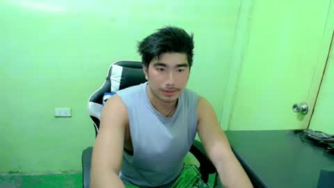 Snapshot of hunkfireman chatting on June 2026 11:37:01 PM ADAM online show from June 2026 11:37:01 PM