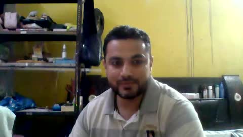 Snapshot of hunkster102 chatting on April 2026 04:11:01 PM hunkster102 online show from April 2026 04:11:01 PM