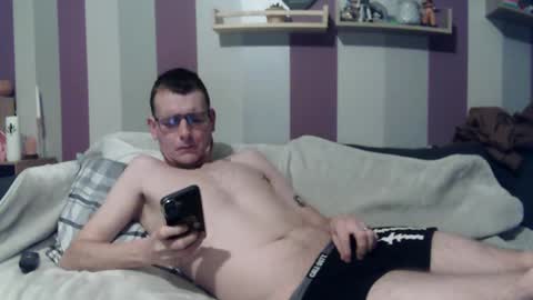 hunkyguy39 online show from January 2026 08:22:01 PM