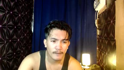 hunkylloyd online show from December 2024 02:45:02 AM