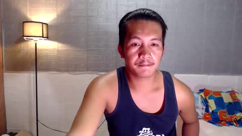 hunkylloyd online show from March 2026 11:59:01 AM