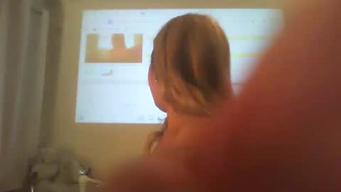Snapshot of hunnyboo2323 chatting on May 2026 12:29:02 AM hunnyboo2323 online show from May 2026 12:29:02 AM
