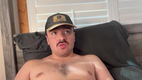 Snapshot of hunterbentleyy chatting on September 2025 10:36:01 PM Hunter online show from September 2025 10:36:01 PM