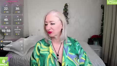 Snapshot of hunters_woman chatting on April 2026 09:27:01 PM Irena online show from April 2026 09:27:01 PM