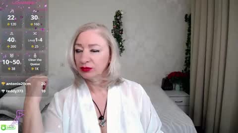 Snapshot of hunters_woman chatting on May 2026 09:09:02 PM Irena online show from May 2026 09:09:02 PM