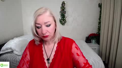 Snapshot of hunters_woman chatting on May 2026 07:00:01 PM Irena online show from May 2026 07:00:01 PM