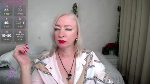 Snapshot of hunters_woman chatting on May 2026 06:58:01 PM Irena online show from May 2026 06:58:01 PM