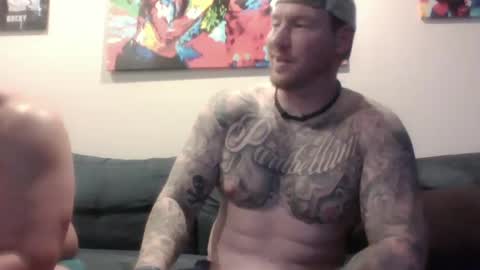 Snapshot of hurricanerodzilla chatting on January 2025 01:29:01 AM hurricanerodzilla online show from January 2025 01:29:01 AM