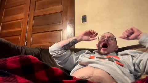 Snapshot of husbandandwife2011 chatting on February 2025 03:33:01 AM husbandandwife2011 online show from February 2025 03:33:01 AM