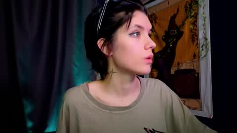 Snapshot of hyeon_jin chatting on January 2025 11:17:01 PM Hyeon Jin online show from January 2025 11:17:01 PM