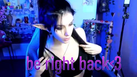 Snapshot of hyeon_jin chatting on February 2025 12:43:01 AM Hyeon Jin online show from February 2025 12:43:01 AM