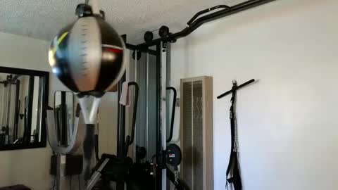 Mr. Frost online show from January 2025 07:39:02 PM