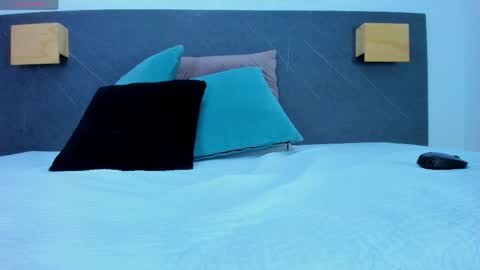 The Dolls online show from April 2026 09:39:33 PM