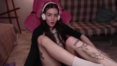 Snapshot of i_love_icecream chatting on December 2025 11:41:02 AM elisabeth online show from December 2025 11:41:02 AM