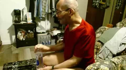 Iam8zee online show from February 2026 09:41:02 AM