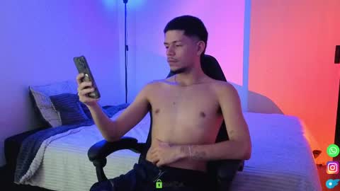 Snapshot of iam_angelxxx chatting on March 2026 05:00:01 AM Angel online show from March 2026 05:00:01 AM