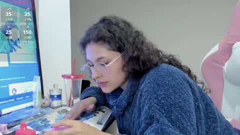 Snapshot of iam_nikki chatting on March 2025 06:10:02 AM On instagram Imm NikkiHelp me reach 100 likes online show from March 2025 06:10:02 AM